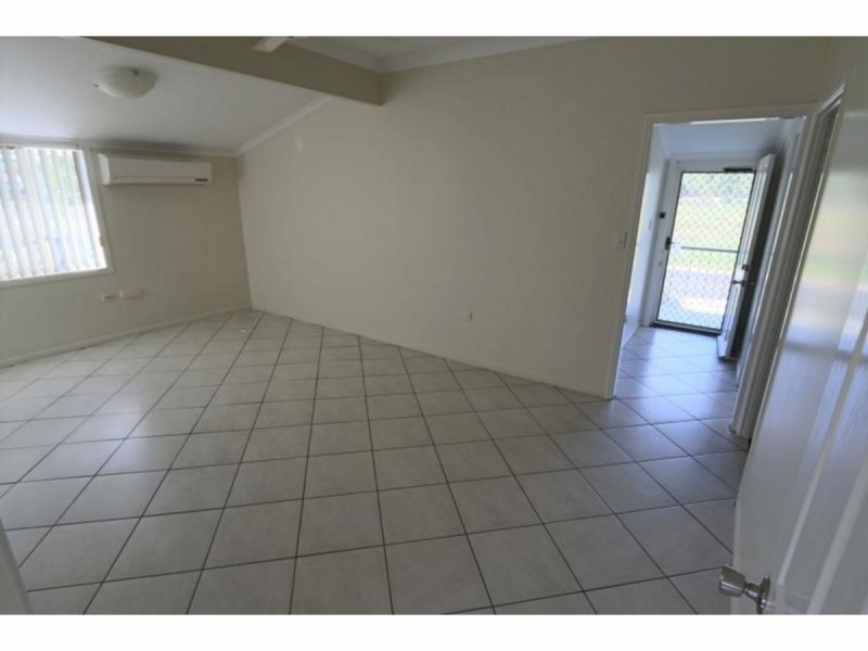 35 Dean Street, Berserker QLD 4701